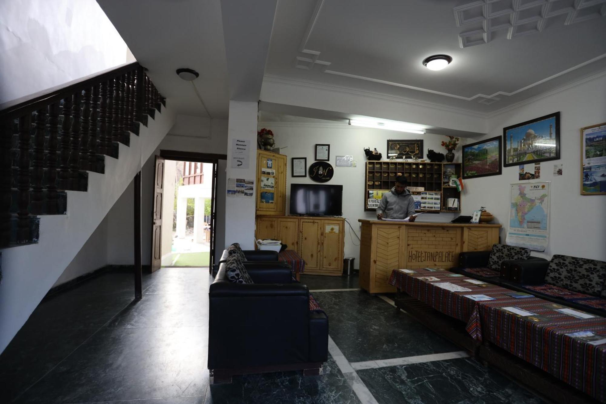 Hotel Jan Palace Leh Dış mekan fotoğraf